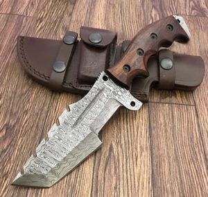 TR-1168 Custom Handmade Damascus Steel 10 Inches Tracker Knife